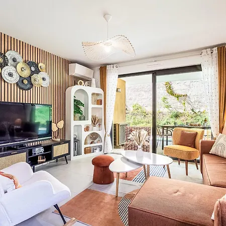 Le Clos Des Restanques By Interhome Appartement Cogolin