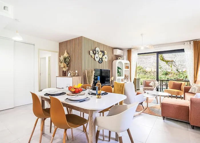Apartment Le Clos Des Restanques By Interhome